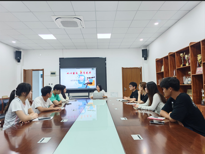 从心出发，共育花开——体育学院...